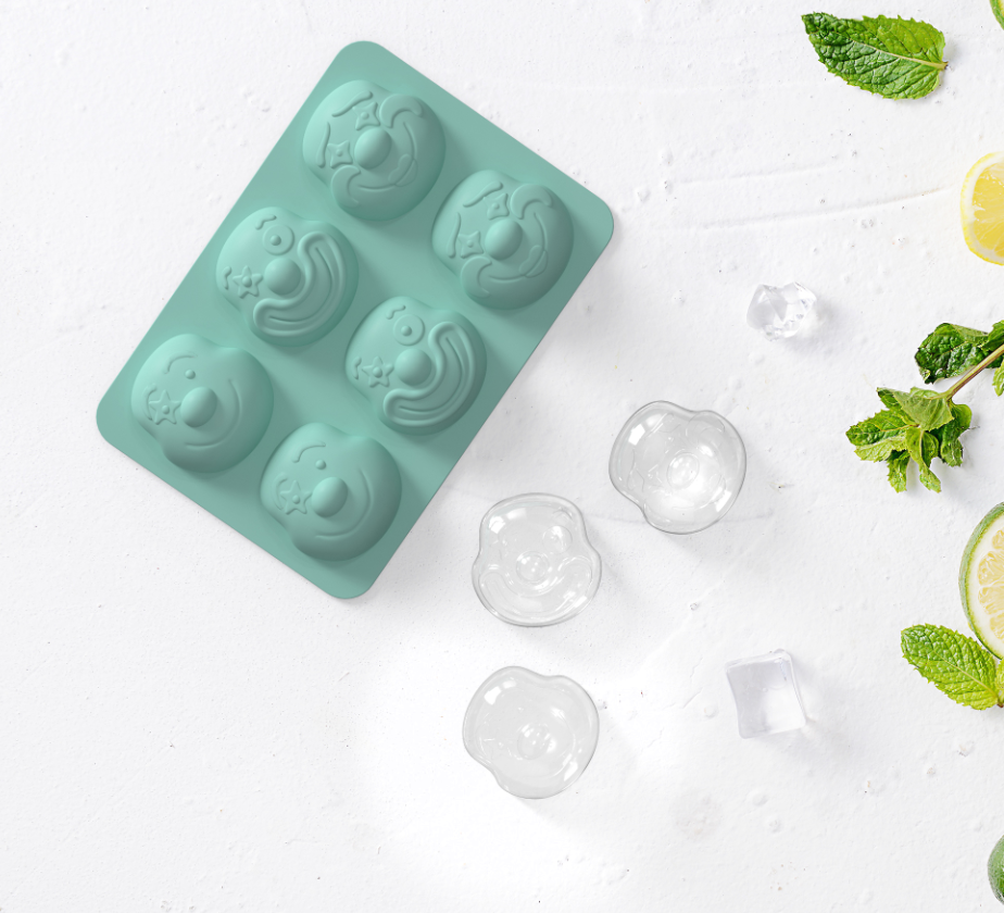 Steti Lovely and Cute Food Grade Ice Cube Tray and Cake Mold, Clown